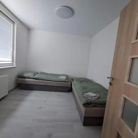 Apartamento Ubytovanie Mark *